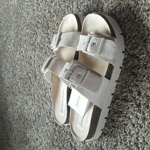 Stradivarius Buckle Double Strap Sandal